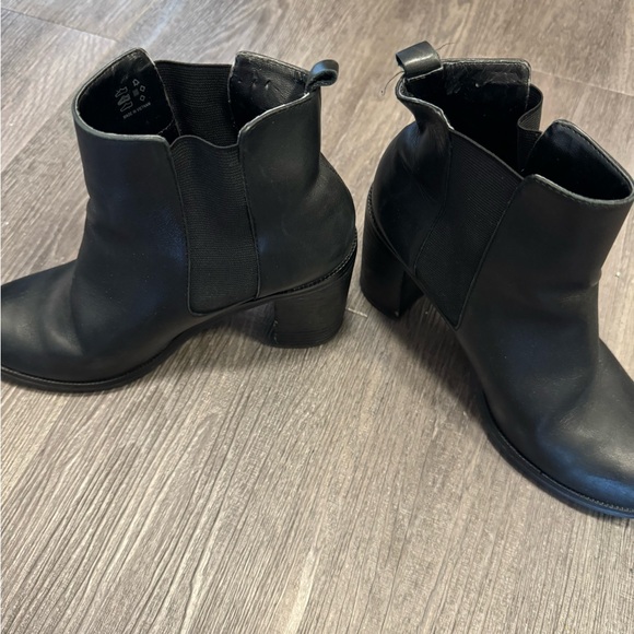 Leather Boots - size 38 - Picture 3 of 5